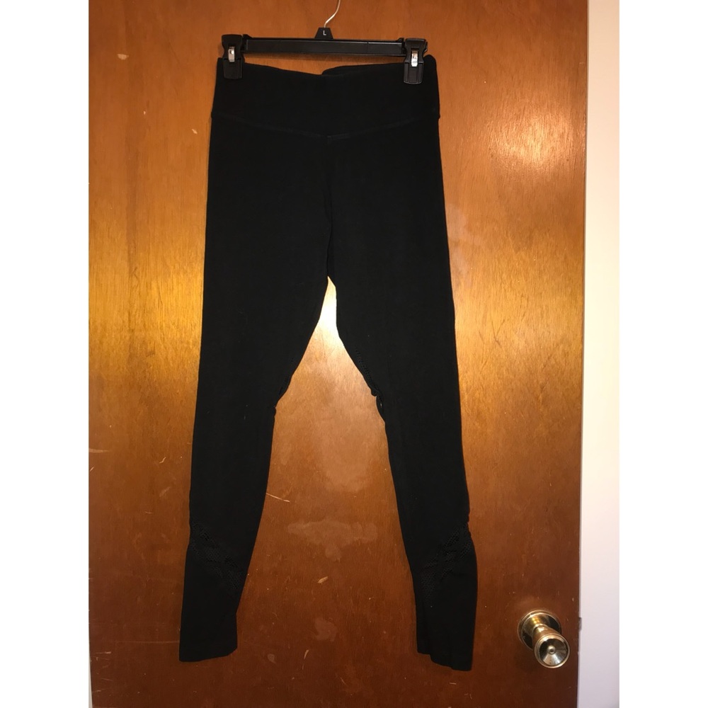 Black VS Yoga Pants